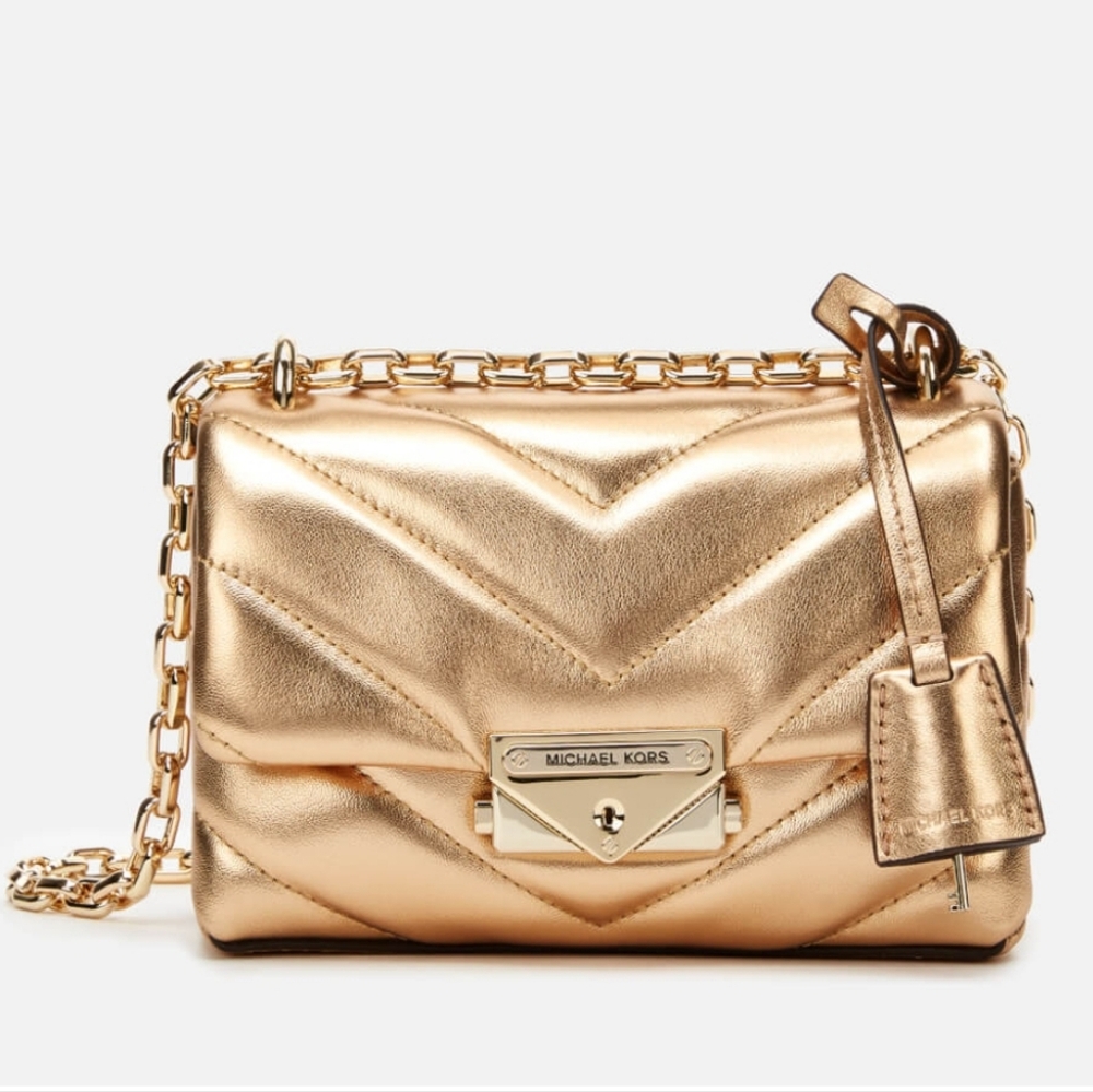 Michael Kors Acorn cece gold shoulder leather padlock gold chain handbag…
